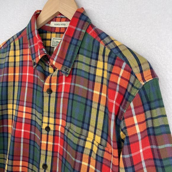 L.L. Bean Other - LL BEAN Shirt Mens M Scotch Plaid Flannel Slightly Fitted Button Down Red Green